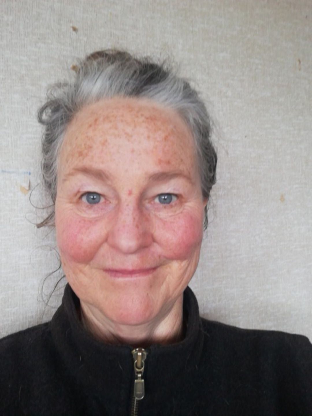 LoveSkin customer Kathryn smiling after using LoveSkin Ritual