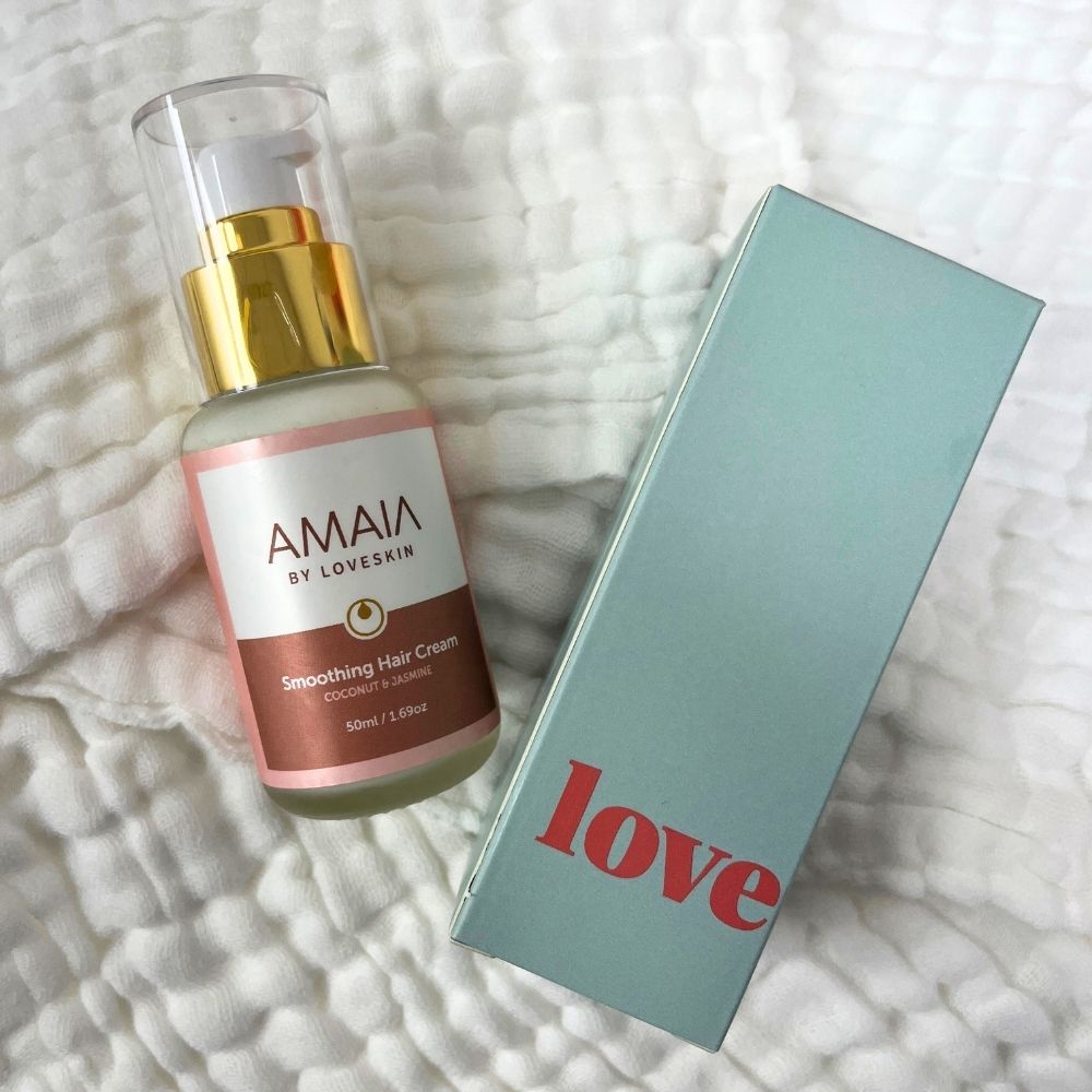 Amaia Smoothing Hair Cream on Muslin Cloth and Box